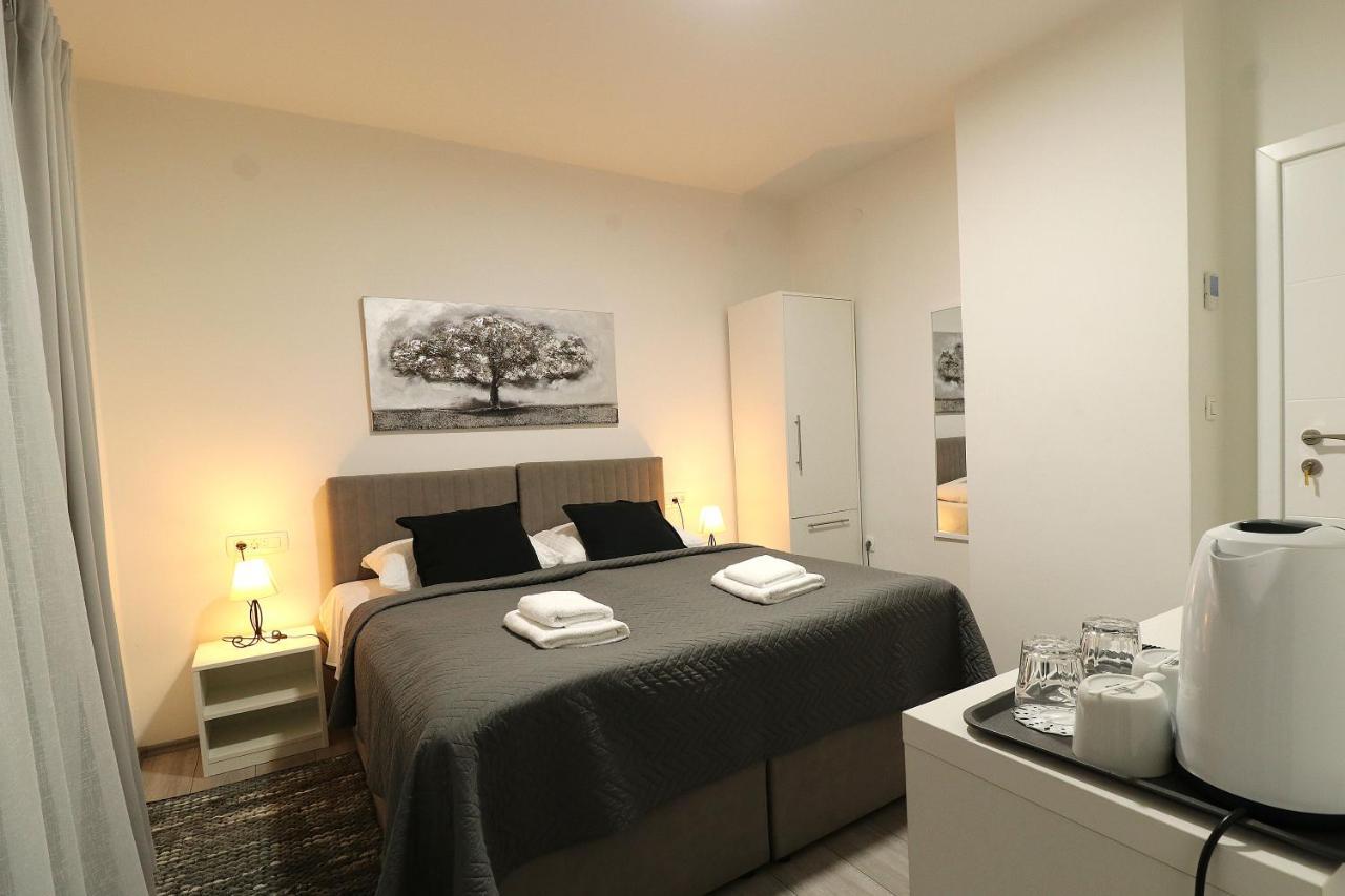 Apartmani I Sobe Laganini Nova Gradiska Exterior photo