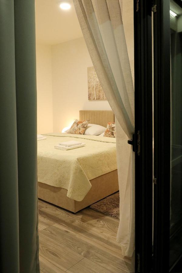 Apartmani I Sobe Laganini Nova Gradiska Exterior photo