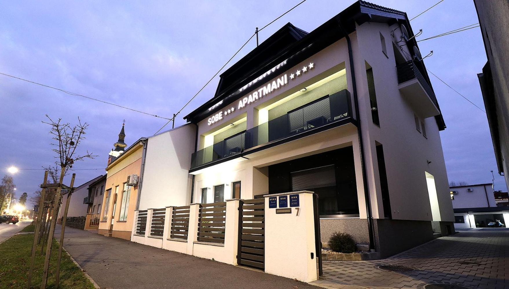 Apartmani I Sobe Laganini Nova Gradiska Exterior photo